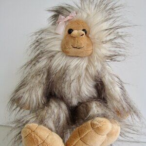 Ms. Sasquatch 2016 Wishpets Plush Toy Bigfoots Girlfriend Female Yeti w Bow 16"